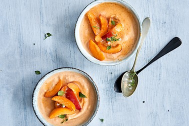 Cocktail de fruits à la mousse de raisin